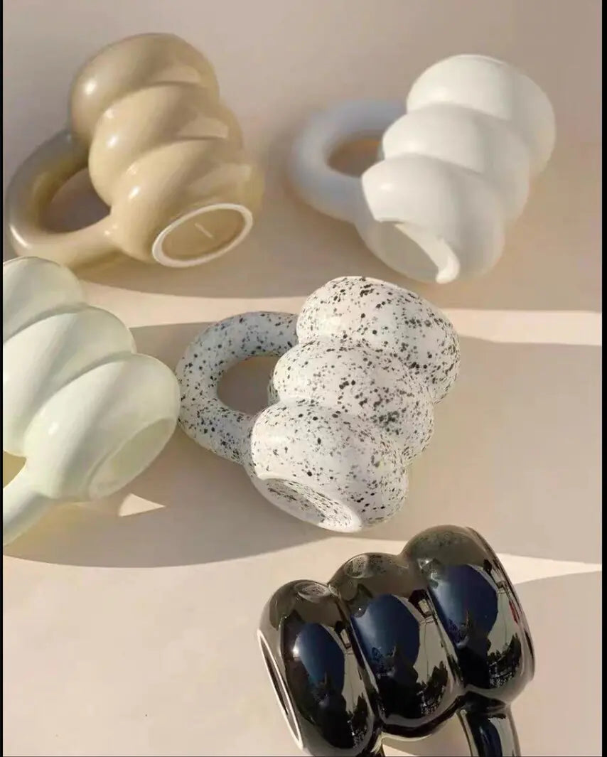 Curvella